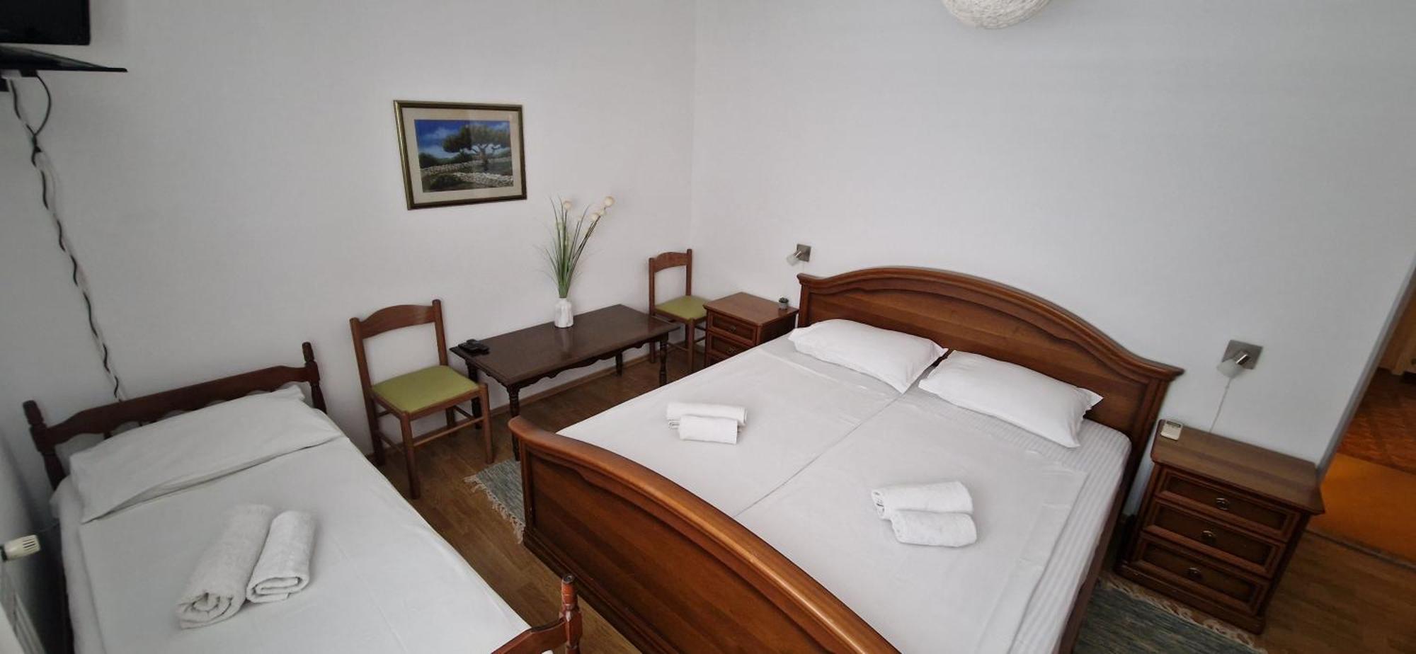 Palute Hotel Supetar Ngoại thất bức ảnh